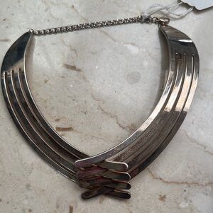 Elegant Silver Women's Necklace